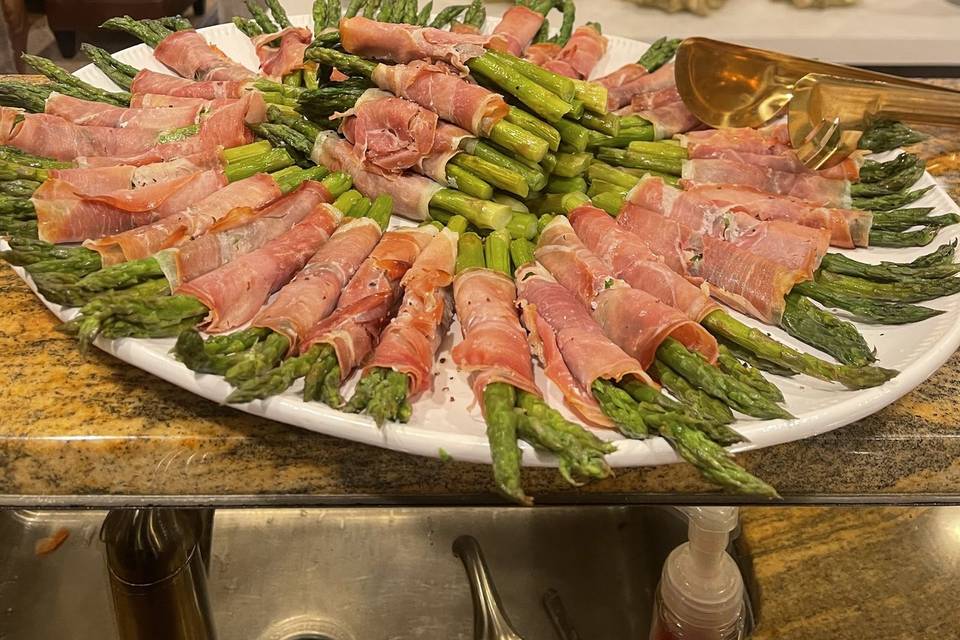 Prosciutto Wrapped Asparagus