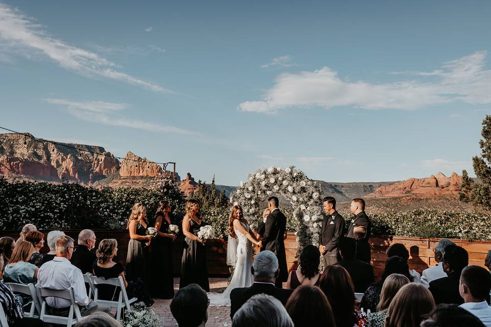 Say I do with a red rock view!