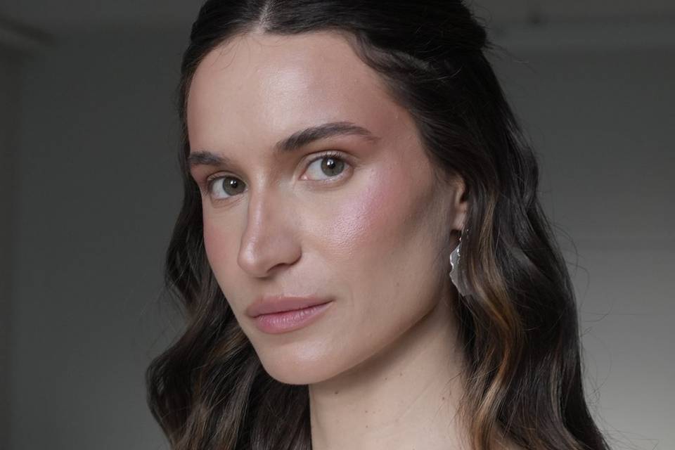 Natural makeup