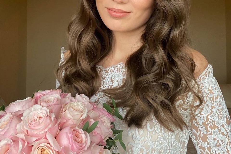 Bridal look (hair and makeup)