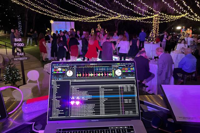 Dance floor vibe