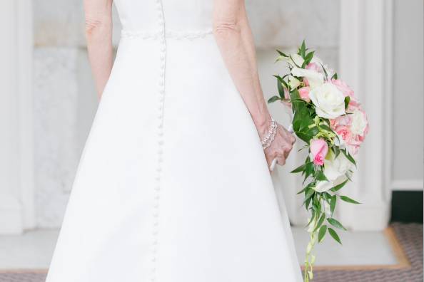 Dressing room bride