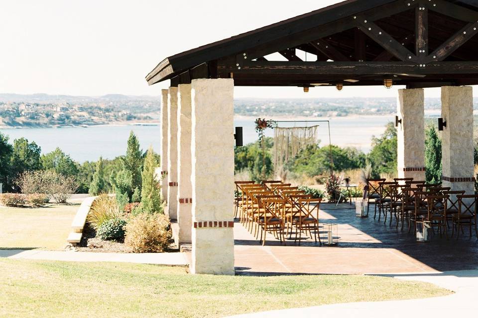 Hotel and Events Overlooking Lake Travis - Vintage Villas