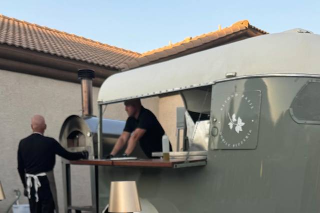 Beyond Basil Mobile Pizzeria