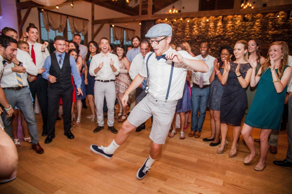 Such a great action shot of the immensley talented dance circle going on.
June 2015
Photo Credit: Hannah Choi Photography
Location: La Massaria at Bella Vista, Pa