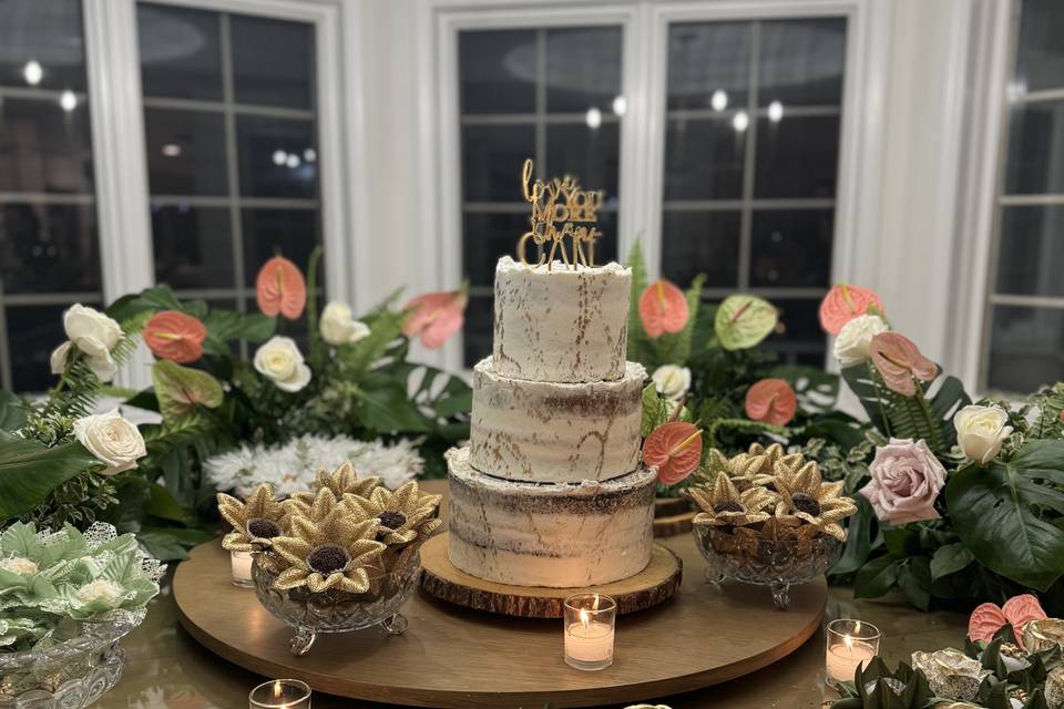 Cake table