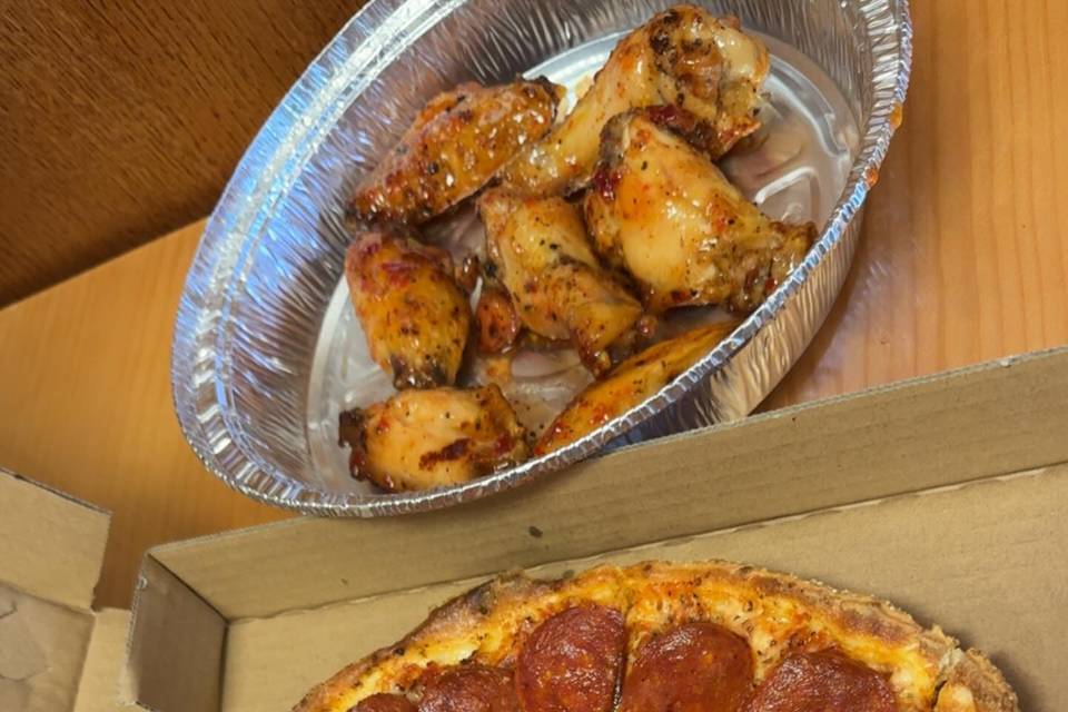 South Lake Pizza