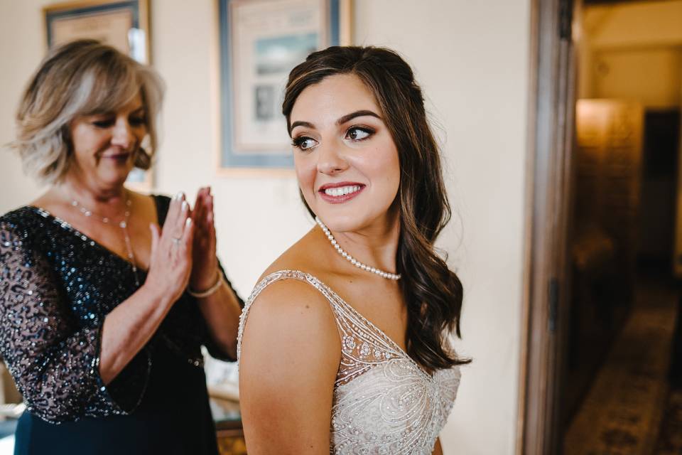 Bridal hair and makeup