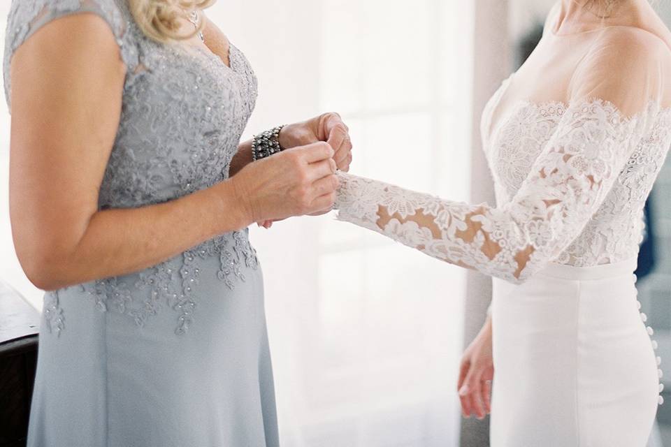 Bridal hair and makeup