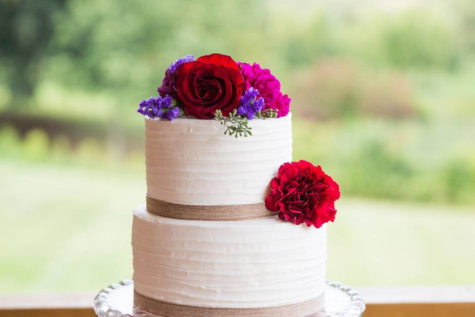 Farm wedding cake