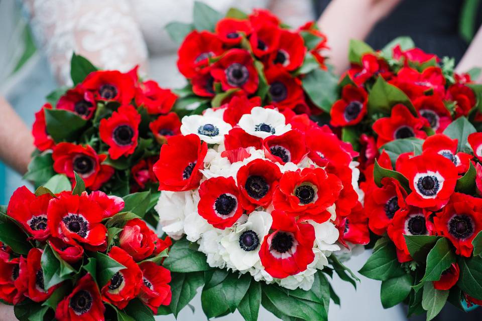 Red anemone wedding