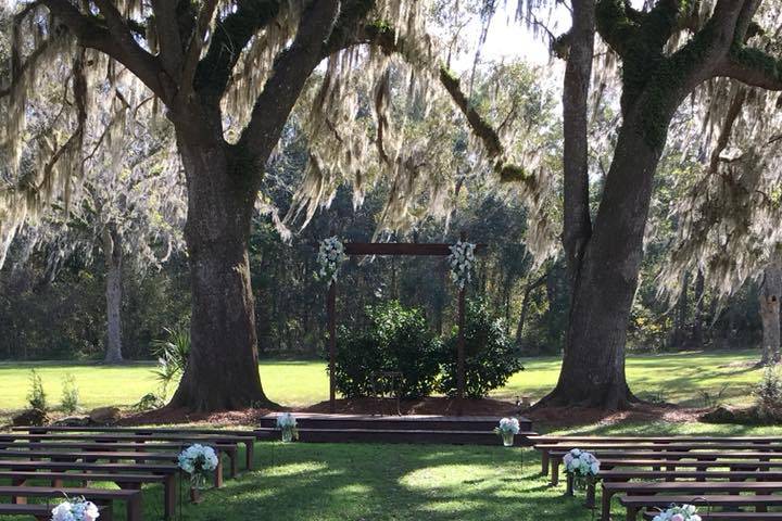 Outdoor ceremony site