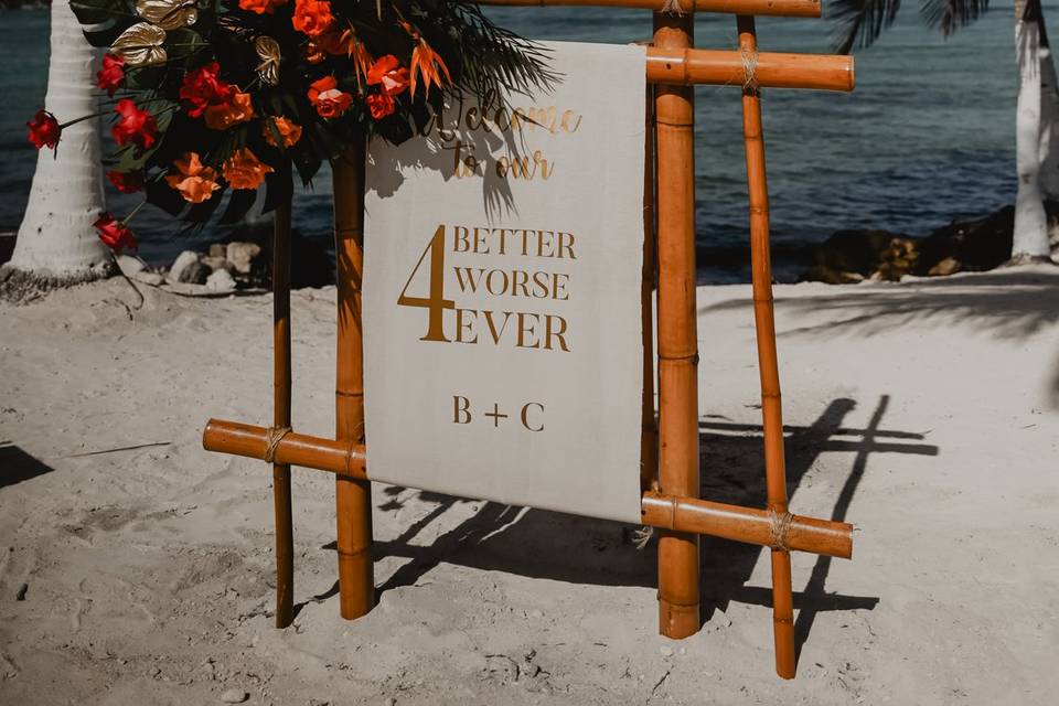 Welcome sign