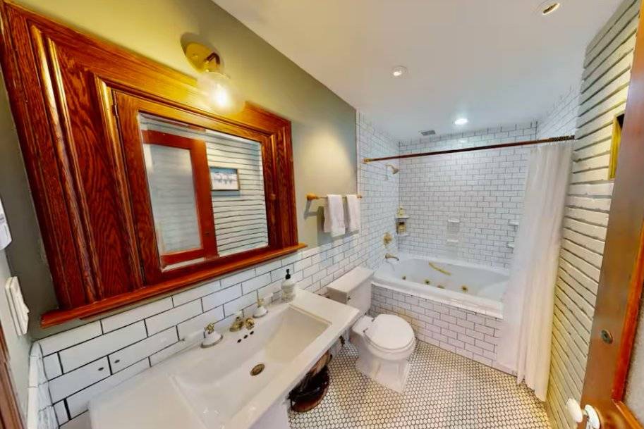 Full bath