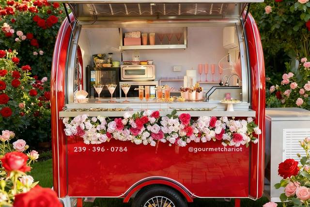 Gourmet Chariot Mobile Food Truck