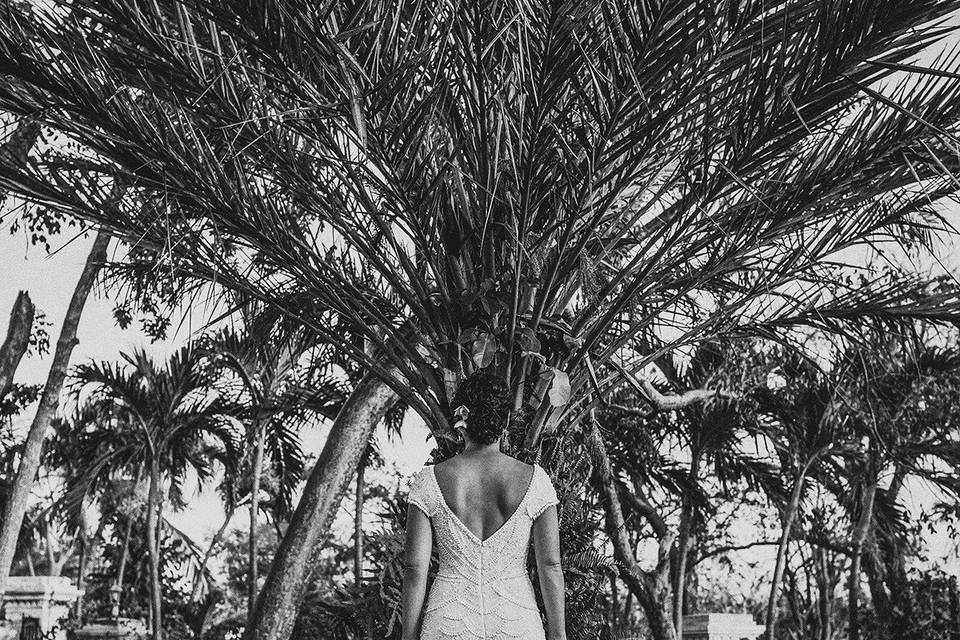 Black-and-white portrait Dede Brown Wedding Photography