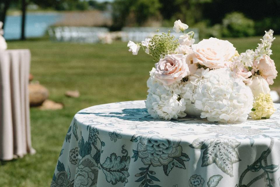 Tablescape