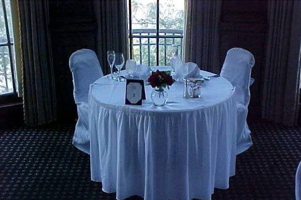 Sweetheart table