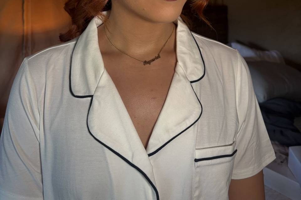 Soft glam makeup look