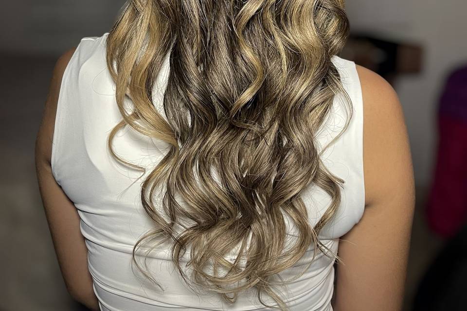 Half updo