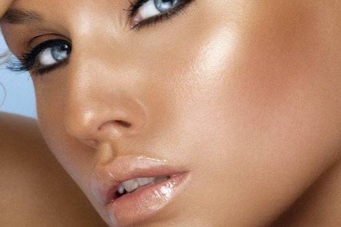 All natural Airbrush tanning and bronzing alos available.