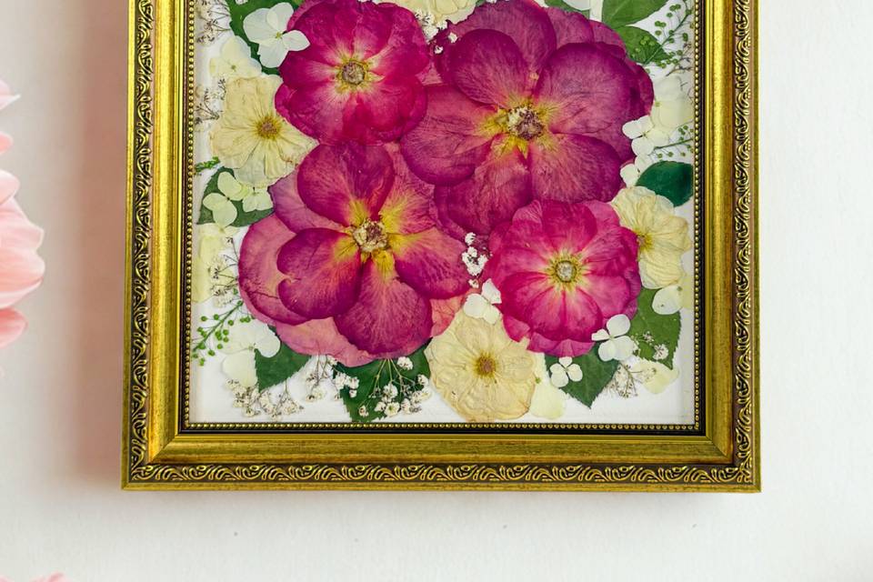10x10 ornate gold