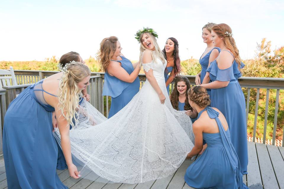 Bride & Bridesmaids