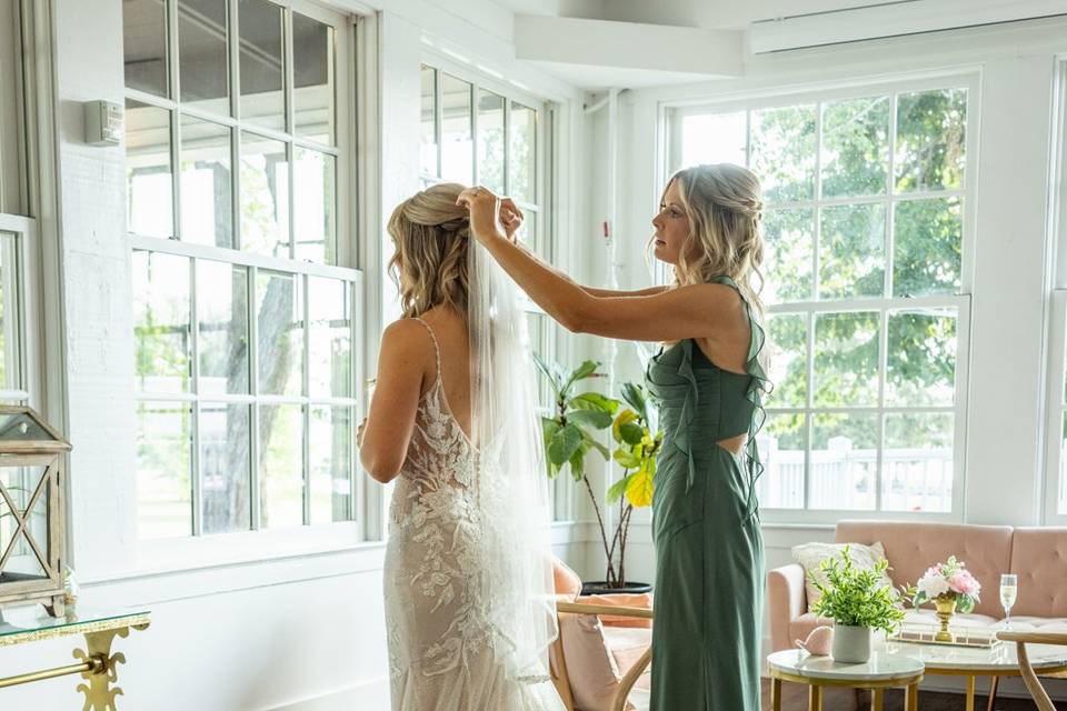 Auburn, NY Bride