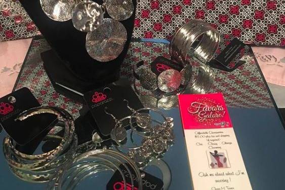 Favors Galore