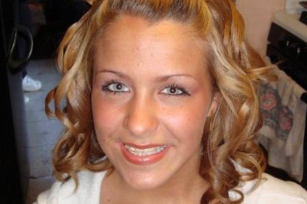 Glamour Girl Makeup