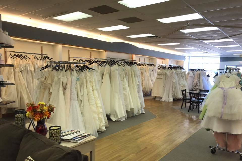 Wedding Gowns Sizes 0 - 40!