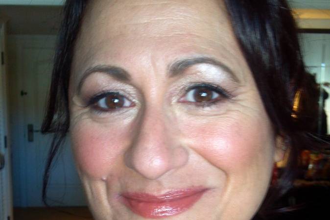Vibrant One Make-Up