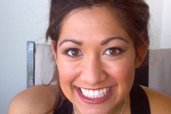 Vibrant One Make-Up