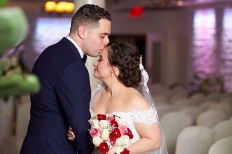 Beautiful bride and groom!