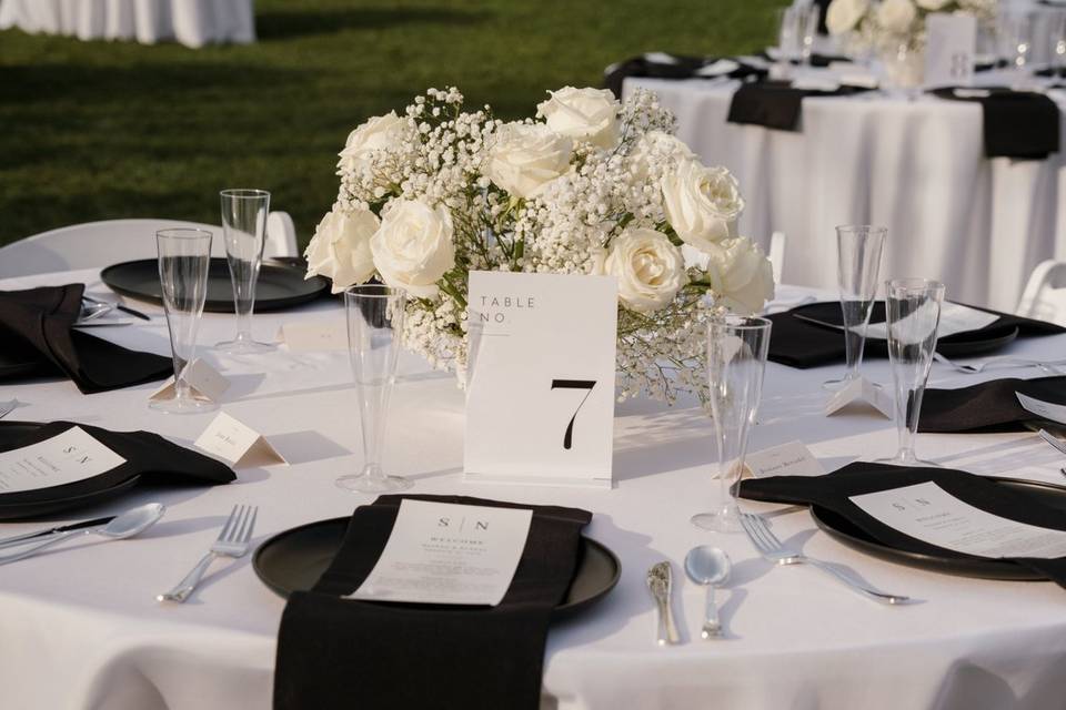 Neutral tablescape