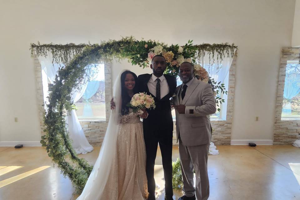 Pic with the Bride & Groom