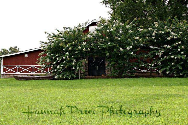 The Ocoee River Barn