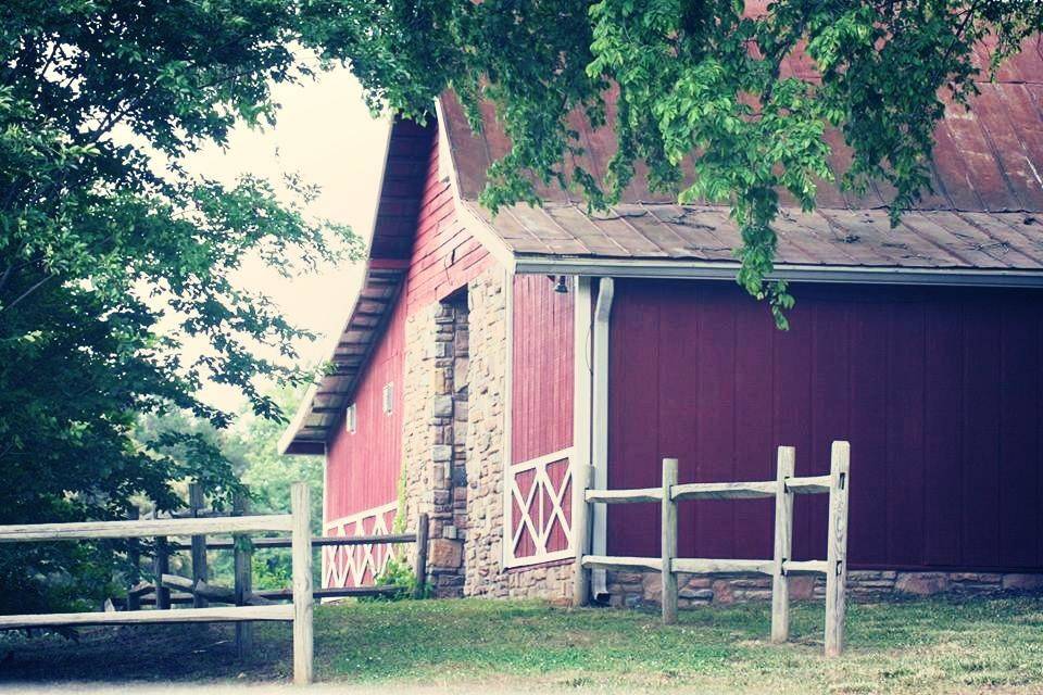 The Ocoee River Barn