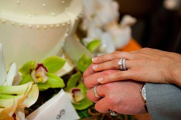 Cake cutting