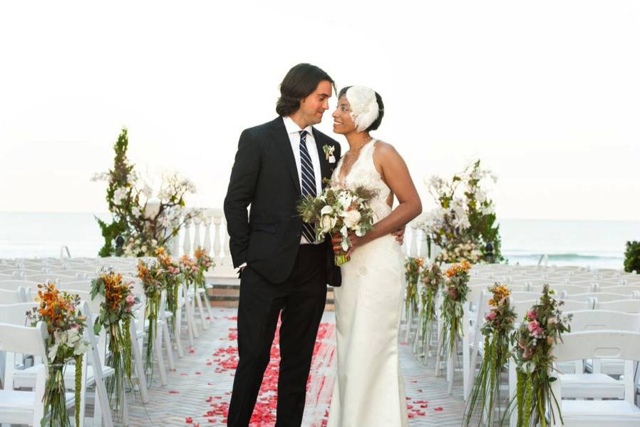 Bride and groom at beach front wedding site ponte vedra inn