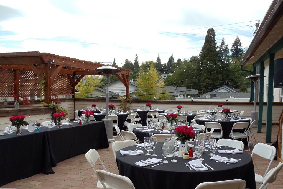 Outdoor dining area set-up