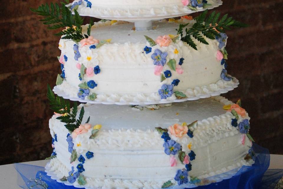 3 layer wedding cake