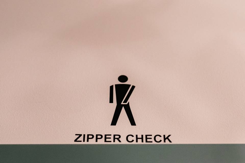 Zipper check