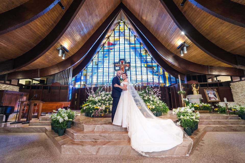 St Hugh Catholic Church