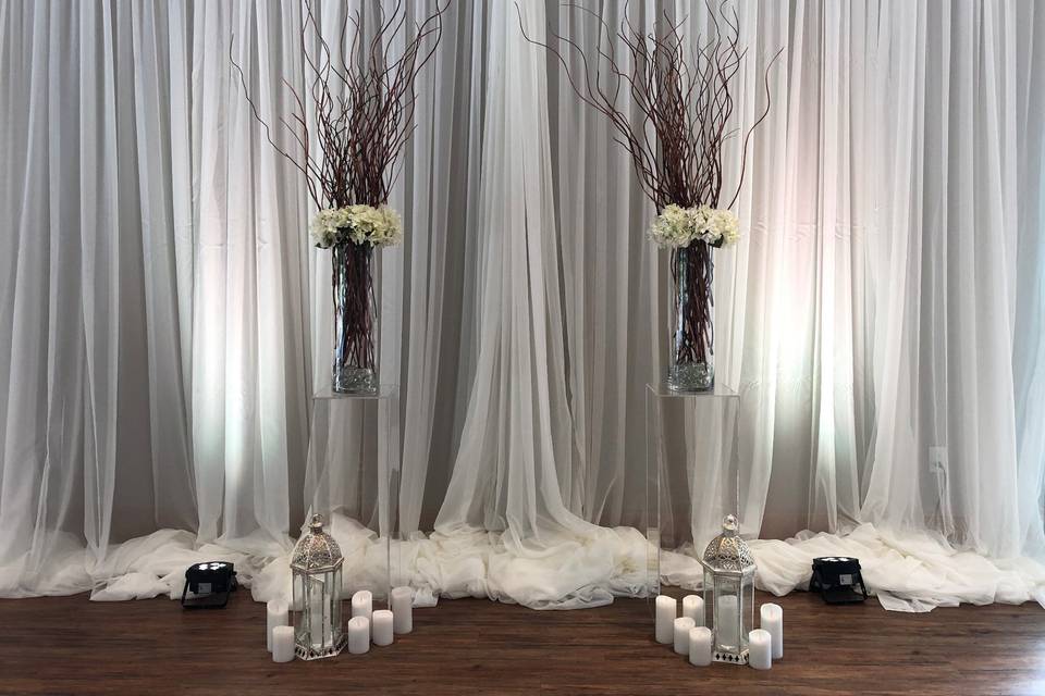 Glass pedestals - Indiana Wedding Decorators