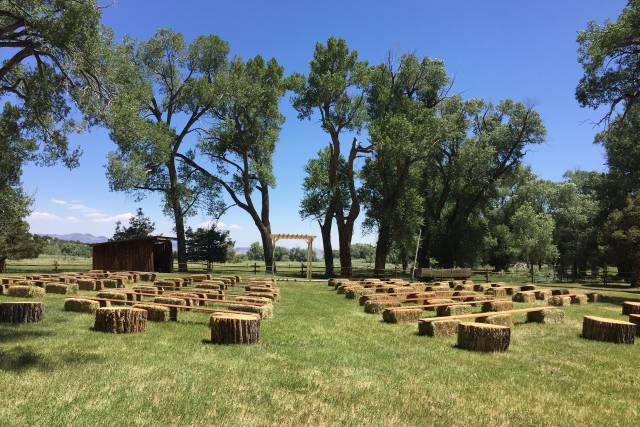 Bench seating rental