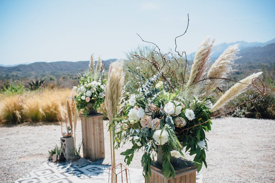 Floral ceremony decor