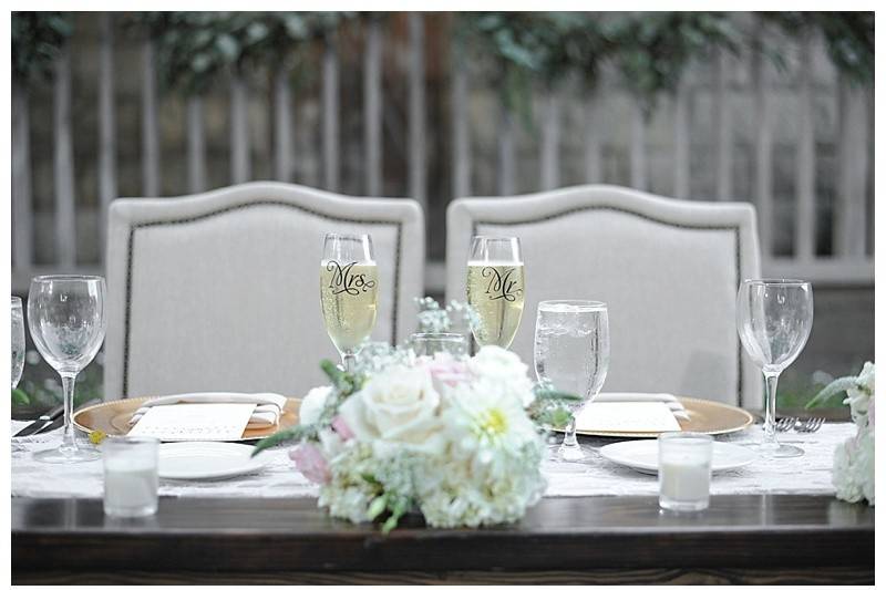 Floral and Event Design: Posh PeonyPhotography: Gloria McCune Photography