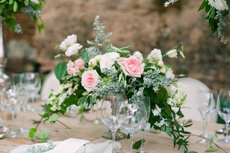 Photos: Taken By SarahFloral Design: Posh Peony