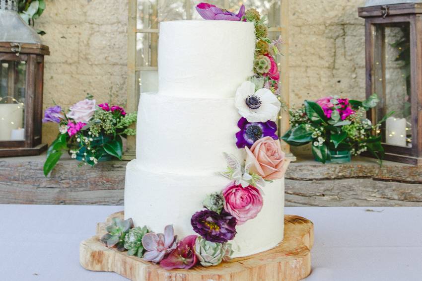 Beautiful wedding cake